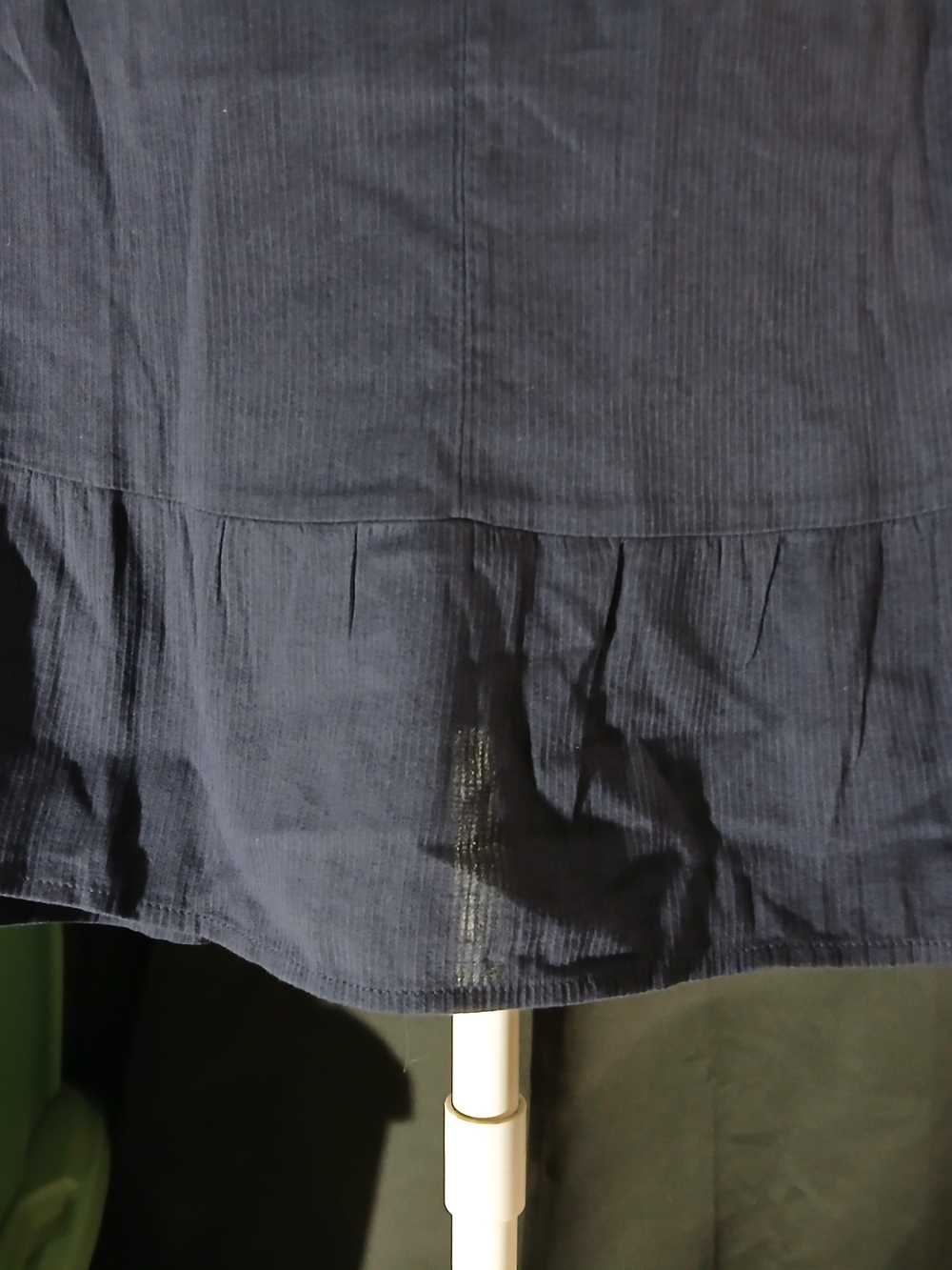 NWT GAP Navy Sleeveless V-Notch Pleated Peplum Lightweight Spring Summer Tank - Picture 6 of 15